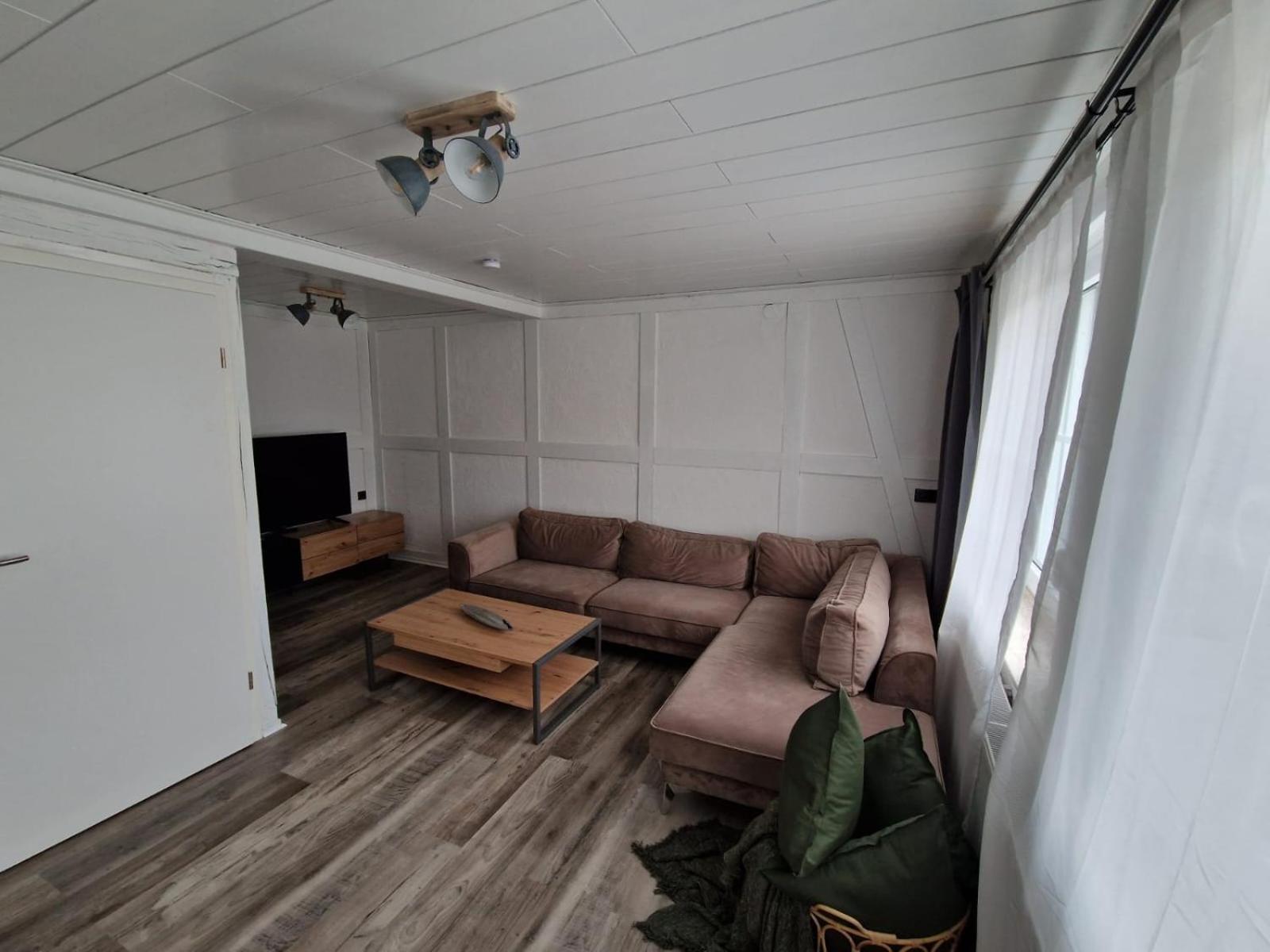 Ferienwohnung Hof Wehlenbach Халенберг Екстериор снимка